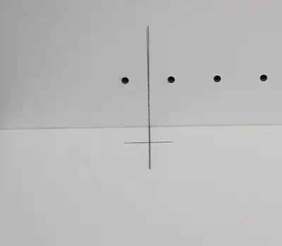 Wiercenie otworów pod zawiasy puszkowe we frontach drzwi