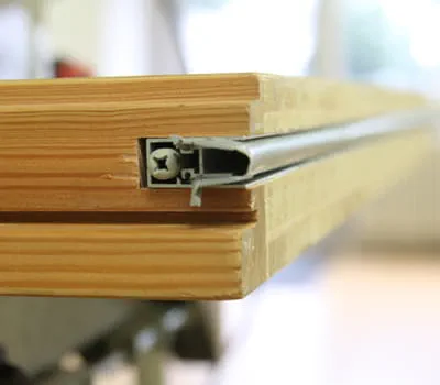  Wkręcanie uszczelnienia w rowek