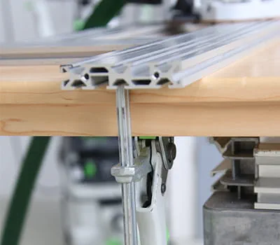 Umieszczanie szablonu wielofunkcyjnego