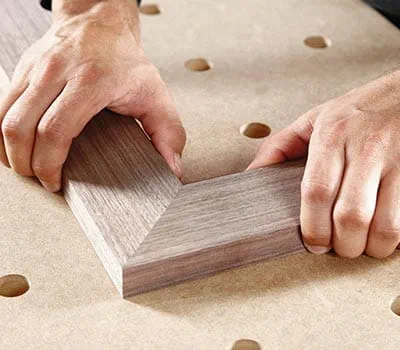 Połączyć elementy ramy