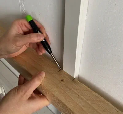 Zaznaczenie położenia wpustu