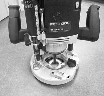  Dobór wielkości frezarki górnowrzecionowej