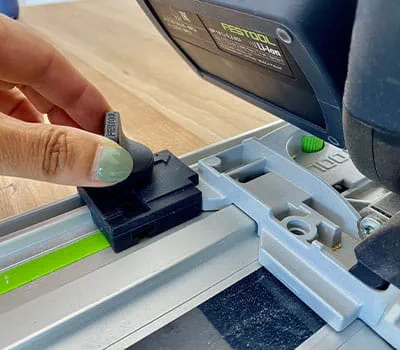 Zabezpieczenie przed cofaniem tarczy