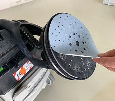 Założenie odpowiedniego materiału ściernego