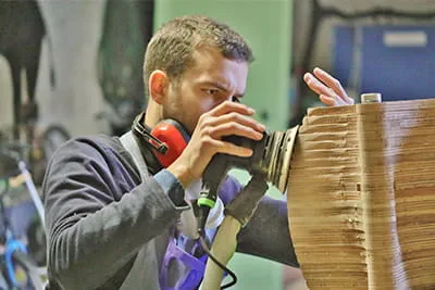Paul de Livron w swojej pracowni.