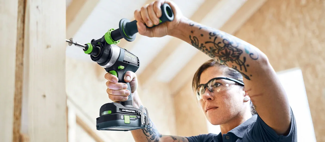Technologia SawStop w stołowej pilarce tarczowej TKS 80 firmy Festool
