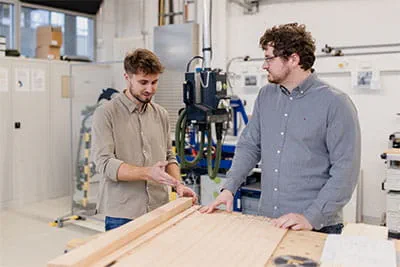 Specjaliści Festool: inżynier ds. rozwoju, Marco Haible i menedżer produktu, Jonas Wurster
