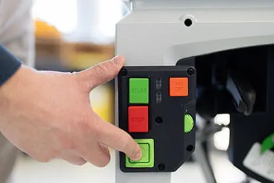 Technologia SawStop w stołowej pilarce tarczowej TKS 80 firmy Festool