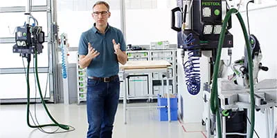 Prowadzący testy Gerhard Grebing z Festool