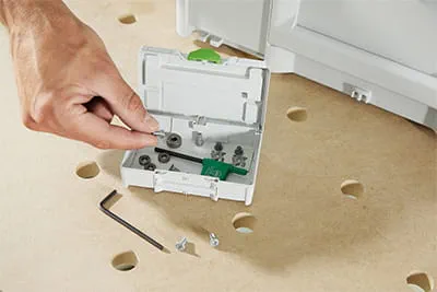 Nowa frezarka górnowrzecionowa OF 1010 R Festool