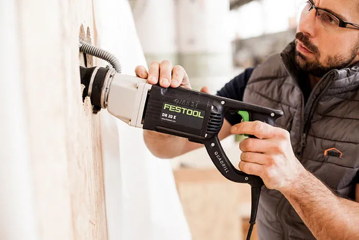 Quadrill DR 20 firmy Festool w użyciu