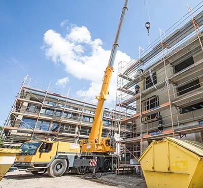Odwiedziny na placu budowy firmy stolarskiej z Memmingen